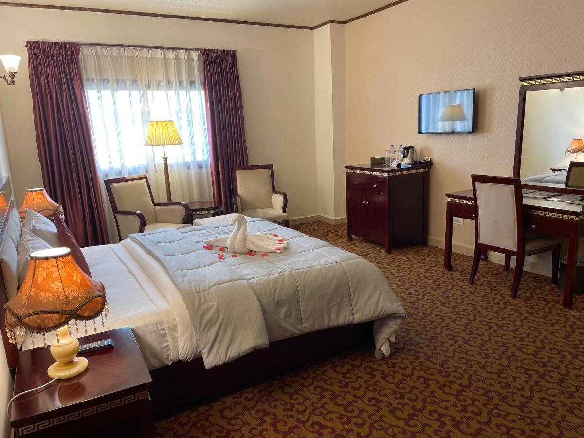 Boulevard Palace Hotel 蒙罗维亚 外观 照片