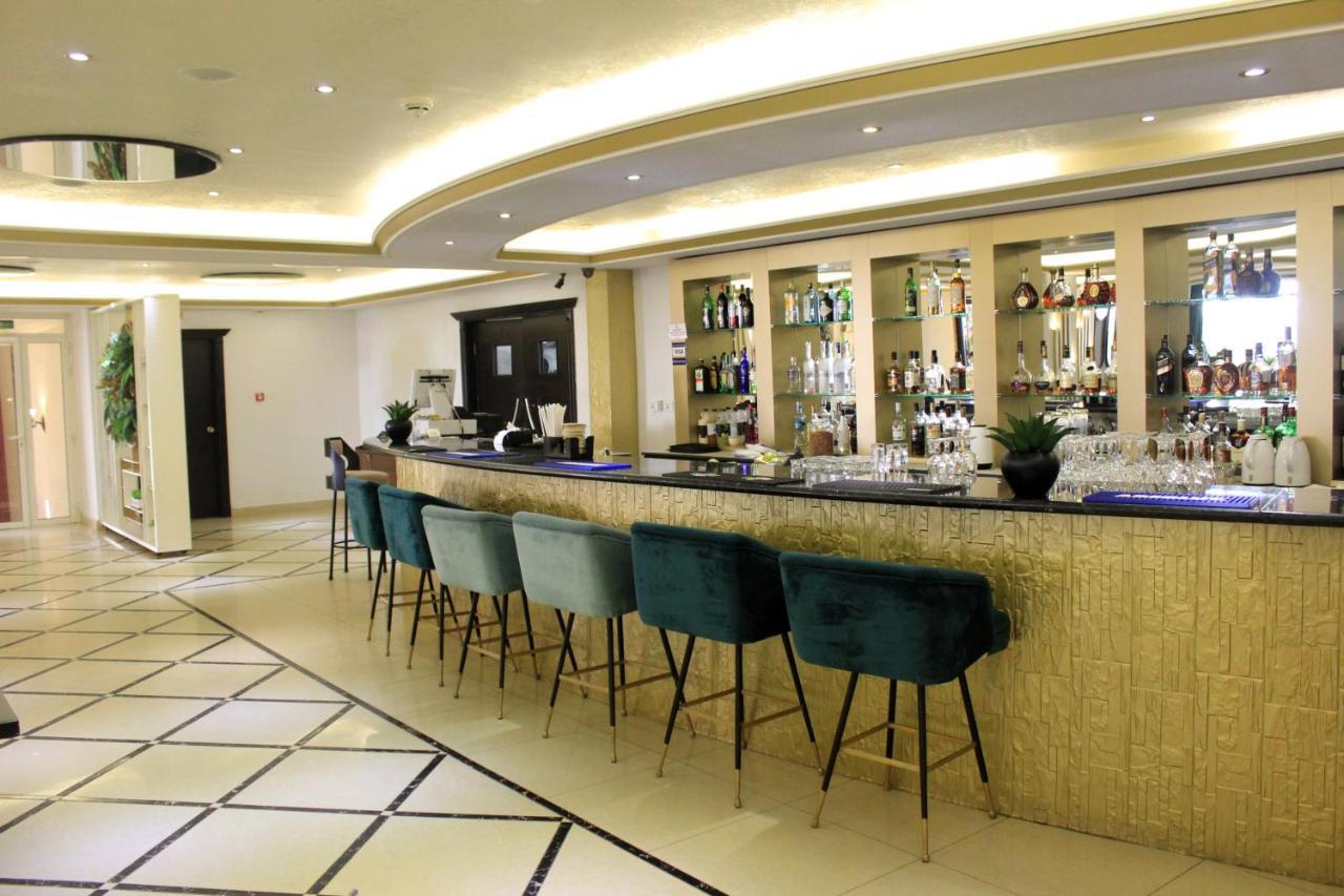 Boulevard Palace Hotel 蒙罗维亚 外观 照片