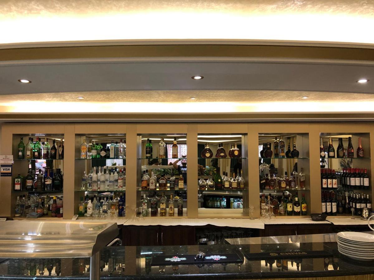 Boulevard Palace Hotel 蒙罗维亚 外观 照片