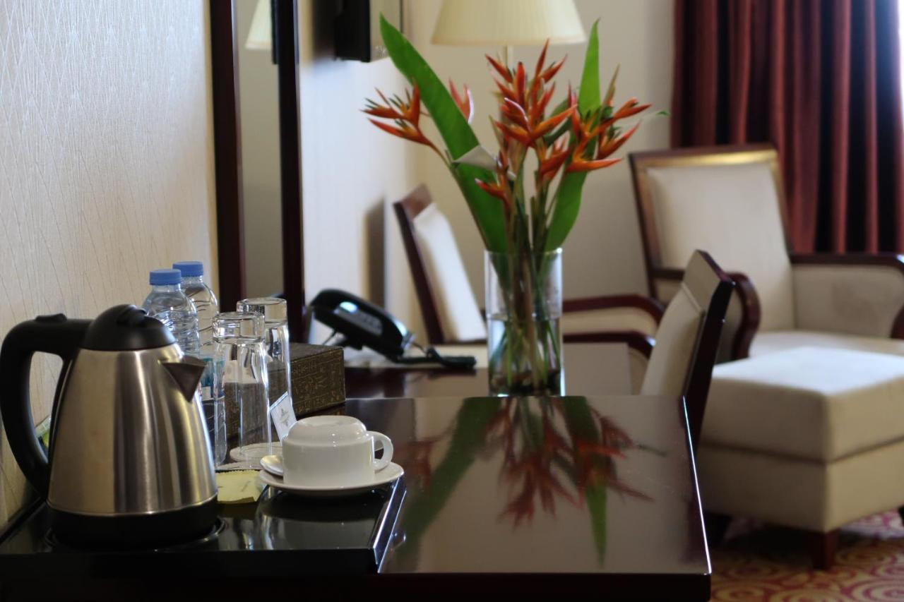 Boulevard Palace Hotel 蒙罗维亚 外观 照片