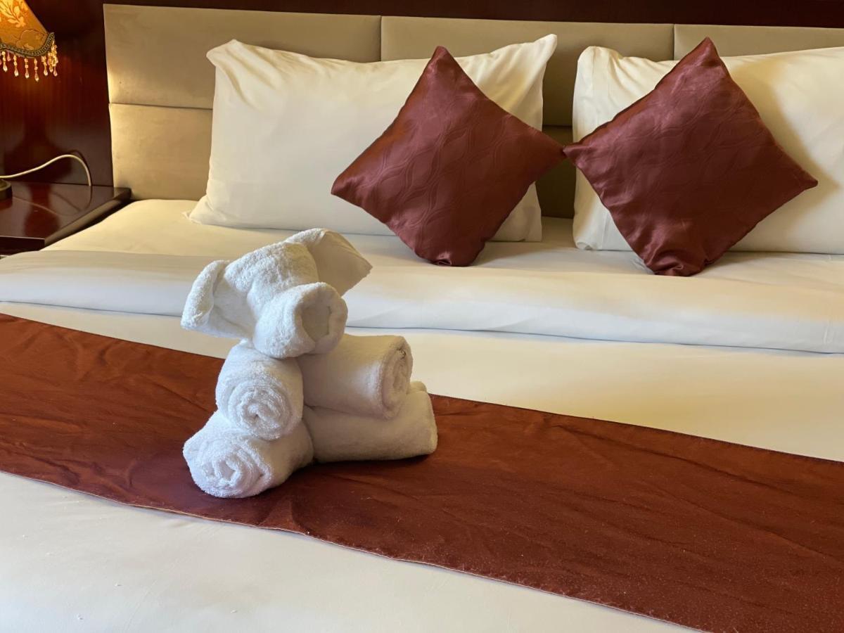Boulevard Palace Hotel 蒙罗维亚 外观 照片