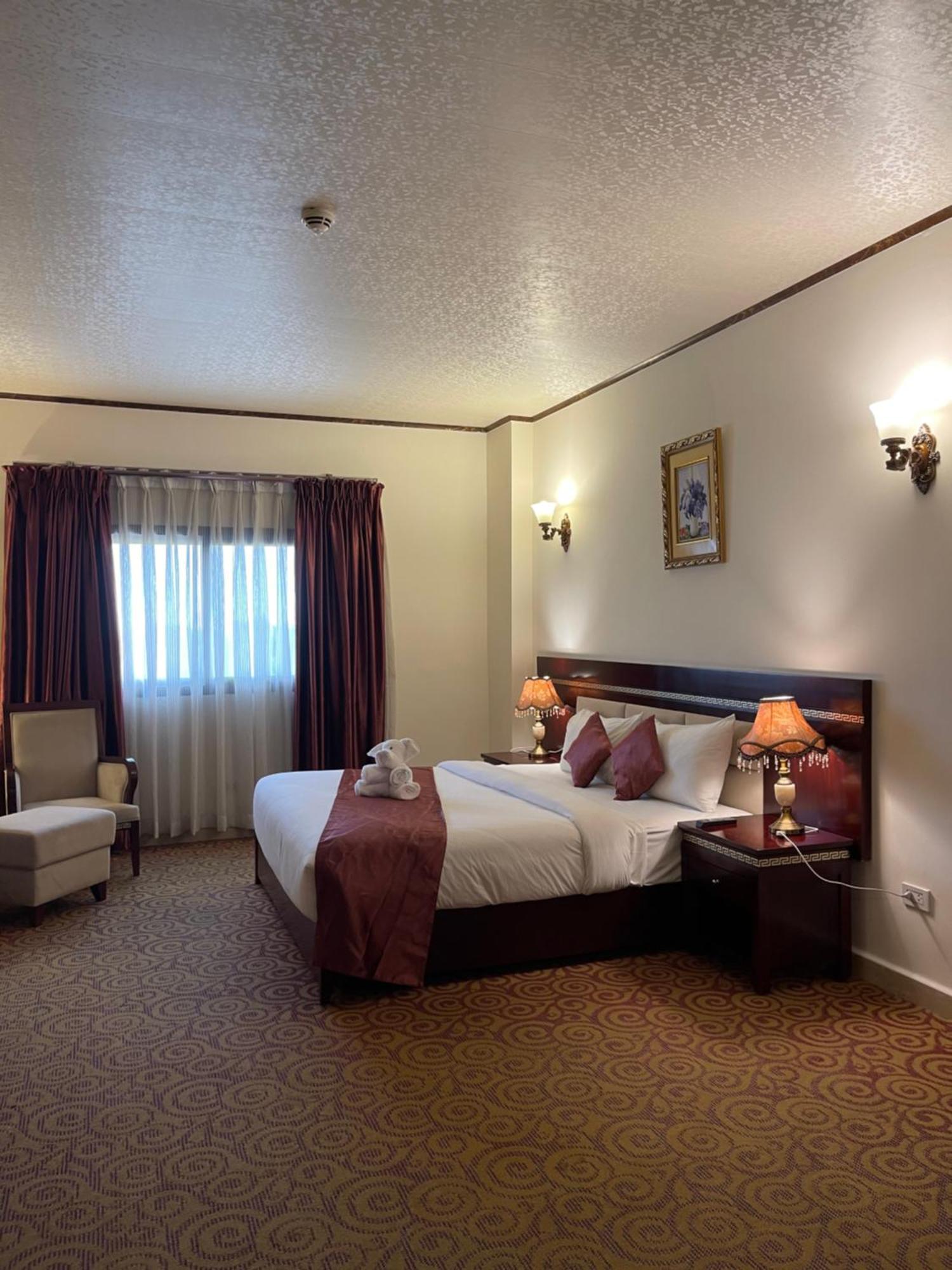Boulevard Palace Hotel 蒙罗维亚 外观 照片