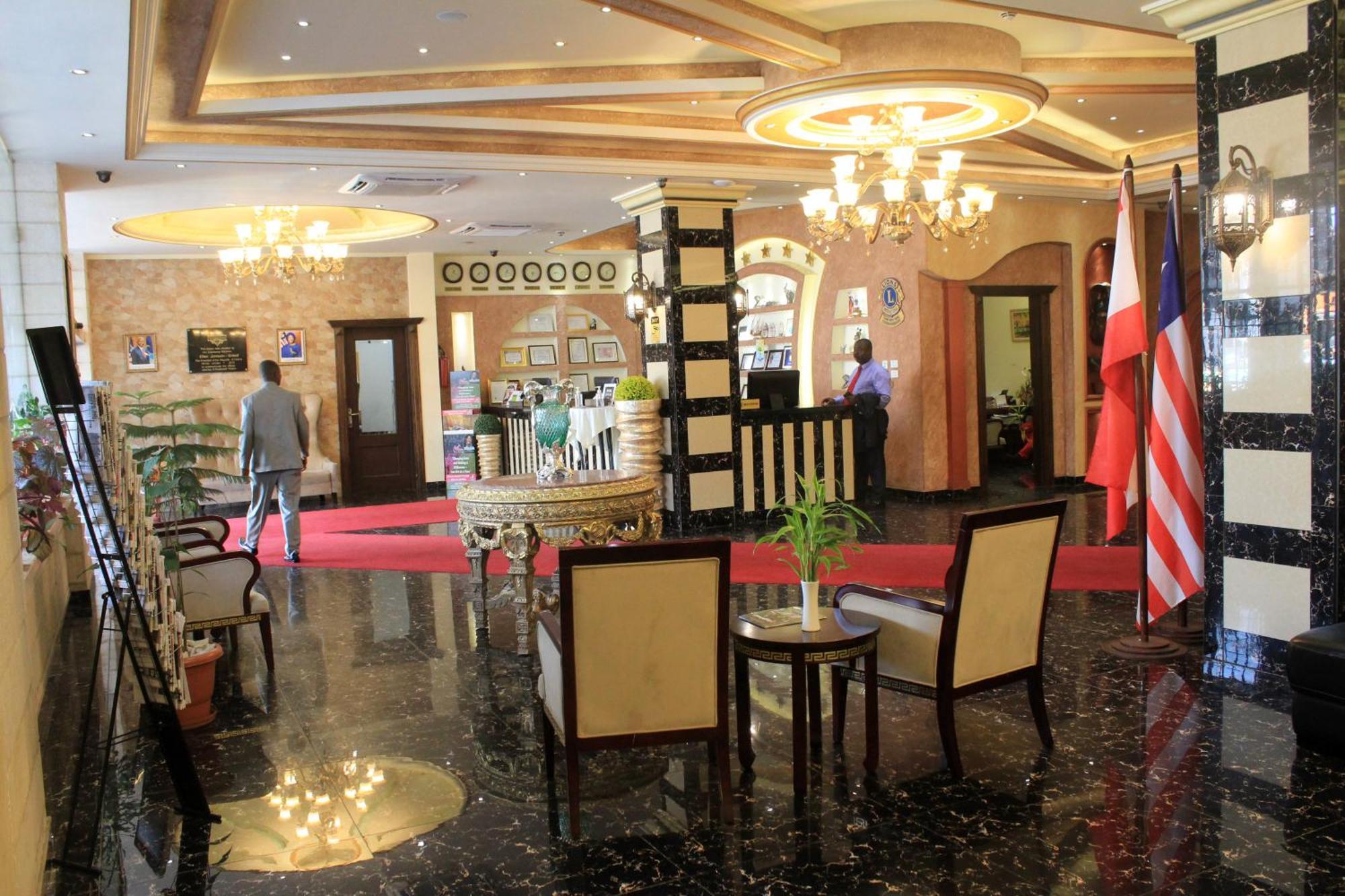 Boulevard Palace Hotel 蒙罗维亚 外观 照片